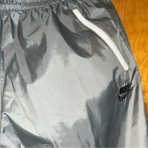 Nike Windrunner Men's Woven Lined Pants size Large gray/white track - Picture 7 of 9